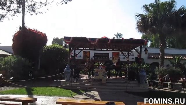 Сан Диего, Старый город. Музыканты в местном кафе. смотреть онлайн