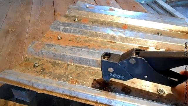 T'T: Если саморез не попал в обрешетку смотреть онлайн