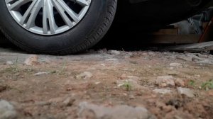 Как поддомкратить машину