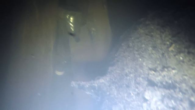 Spookiest Place On Earth : Camera Lowered Into Deep Dark Well смотреть онлайн