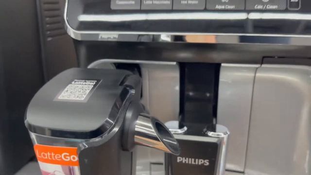 PHILIPS ESPRESSO COFFEE MACHINE EP3246/70 3200 SERIES смотреть онлайн