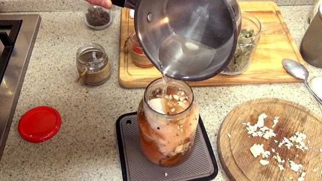 Разные способы засолки сала - сухого посола, немного провяленное и бочковое, или в рассоле смотреть онлайн