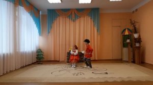 МДОУ "Детский сад №35 с.Караш" Русский народный танец "Свидание"