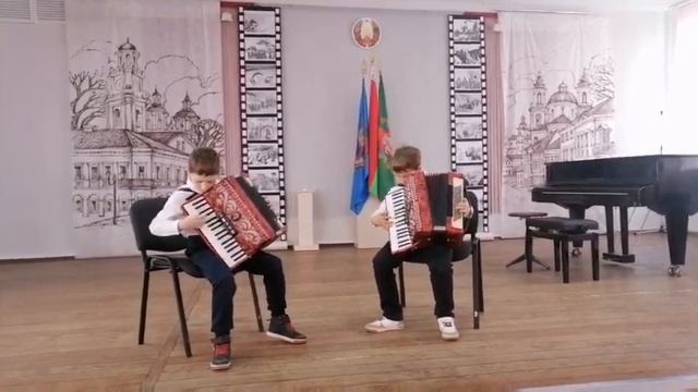 Евсеев А., Михайлов Т. А.Матовицкая Танец лягушат "Гимназия N3 г.Витебска имени А.С.Пушкина " смотреть онлайн
