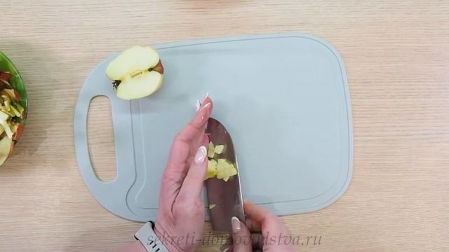 Шарлотка с Яблоками на Сковородке без Духовки — Быстрый Яблочный Пирог без Хлопот смотреть онлайн