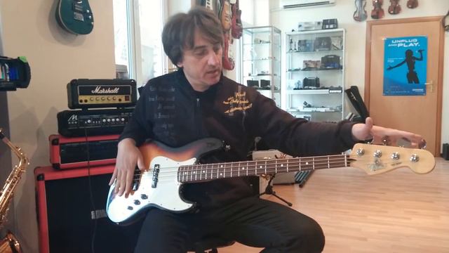 Бас гитара Fender Standard Jazz Bass Mexico 2005 смотреть онлайн
