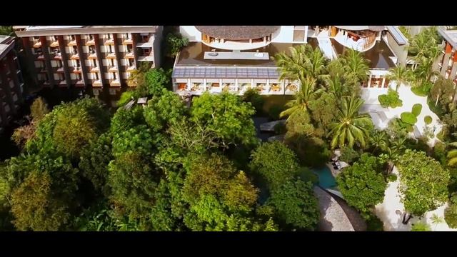 Weddings at Renaissance Phuket смотреть онлайн