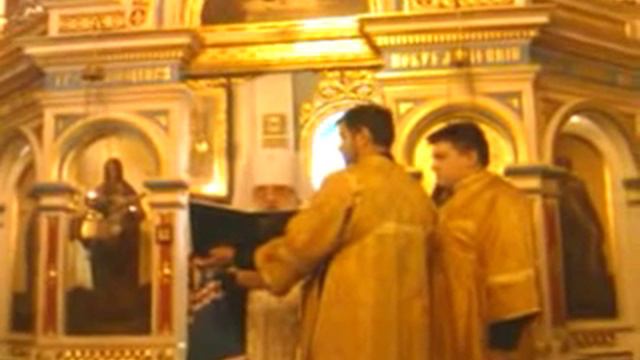 19.07.2015 Слово митрополита Филарета на принесение частицы Ризы Господа Иисуса Христа. смотреть онлайн