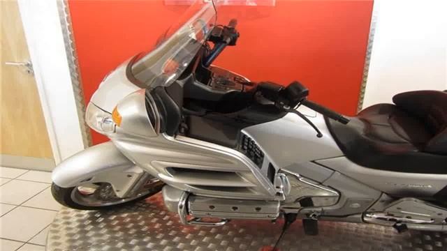New 2018 Honda GL1800 Goldwing amazing bike for parts Kuryakyn etc call uk 01773835666 смотреть онлайн