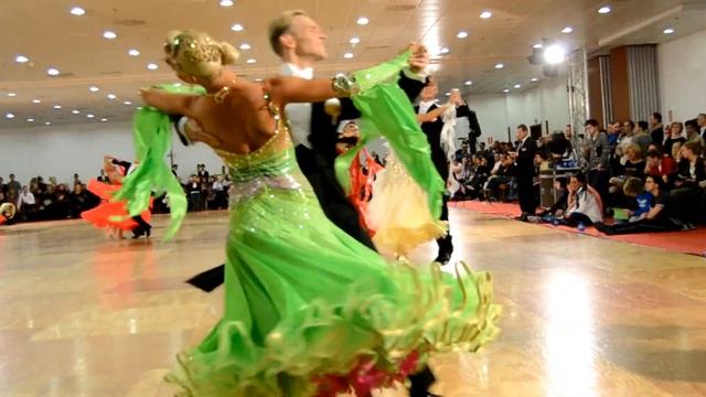 Round 2 - WDSF WORLD OPEN Standard - quickstep - DanceSportCup Madrid 2013 смотреть онлайн