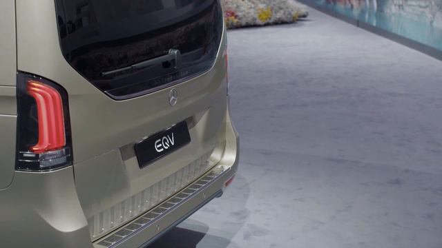 Mercedes-Benz обновил все семейство микроавтобусов EQV, V-Class, Vito и eVito смотреть онлайн