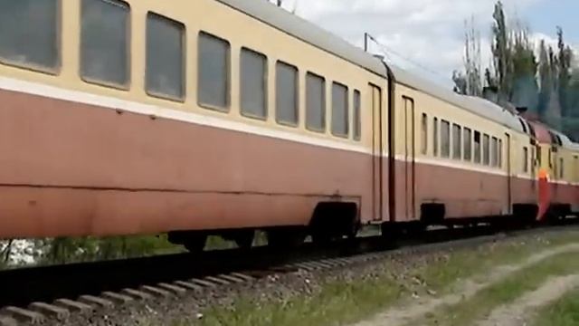 Дизель-поезд Д1-798 + Д1-800 сообщением Кишинев - Окница
