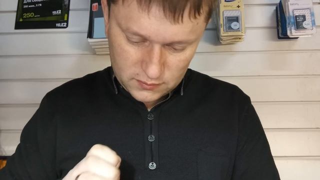 Телефон упал и не включается. Упал телефон и не включается что делать смотреть онлайн