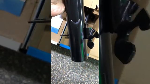 Амортизатор подвески газовый передний левый и правый Zekkert SG-4160 (SG4160) и SG-4159 (SG4159)