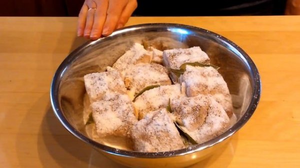 Сало, засоленное сухим способом - вкусно и просто.  Источник: km-doma.ru