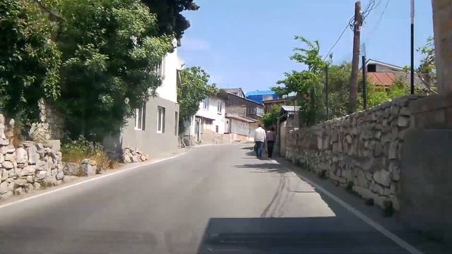 Сами в Крым - едем из Ласпи в Гаспру через закоулки Мисхора смотреть онлайн