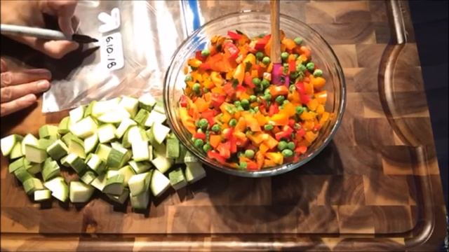 Как Правильно замораживать ягоды, овощи и фрукты смотреть онлайн
