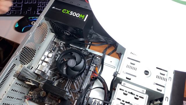 PC Build - Αναβάθμιση με 210€ | RYZEN 5 4500 - GIGABYTE B450M смотреть онлайн