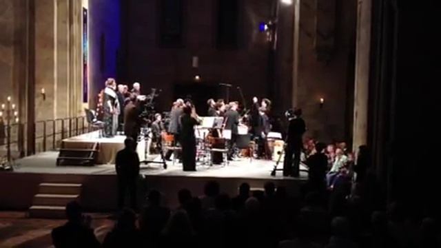 The Hilliard Ensemble & Zurich Chamber Orchestra with Conductor Rubén Drubrovsly смотреть онлайн