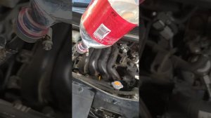 Промывка форсунок сальвентом не снимая с двигателя Nissan Serena C26 2015 года.