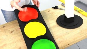 Как сделать светофор своими руками для детского сада