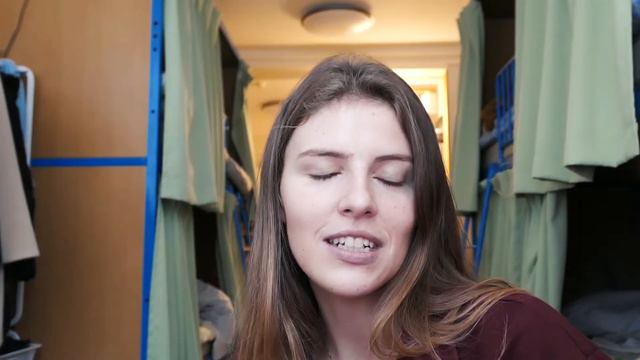 Christmas in Japan Food Review: Eating Slovak Christmas treats! смотреть онлайн