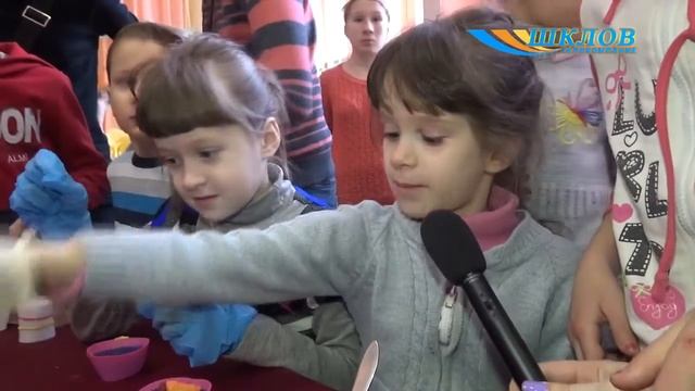 Фестиваль рукоделия и ремесел «Территория творчества» собрал любознательных ребят и их родителей смотреть онлайн