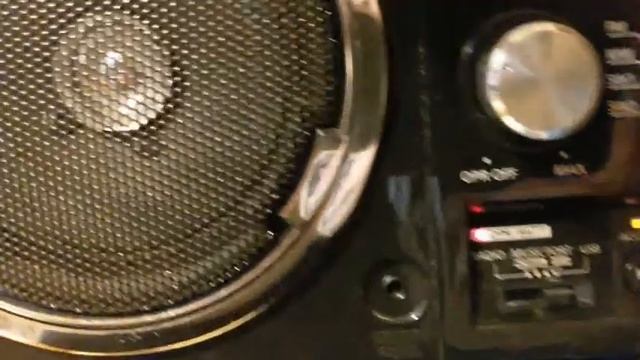 Радиоприёмник Panasonic RF-800U смотреть онлайн