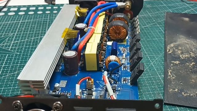 งานเปลี่ยน คาปาซิเตอร์ Grid Tie Inverter 1400 W. Ep.213