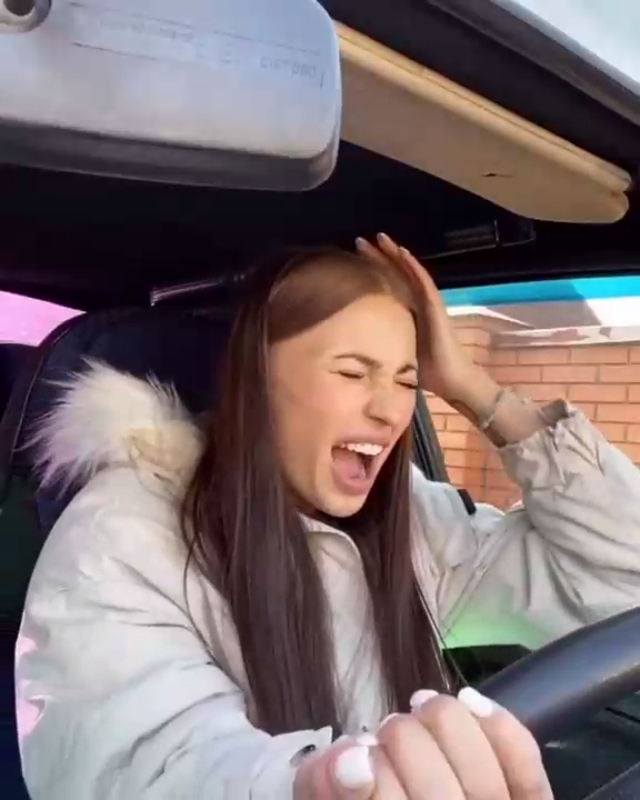 Еду и боюсь! смотреть онлайн