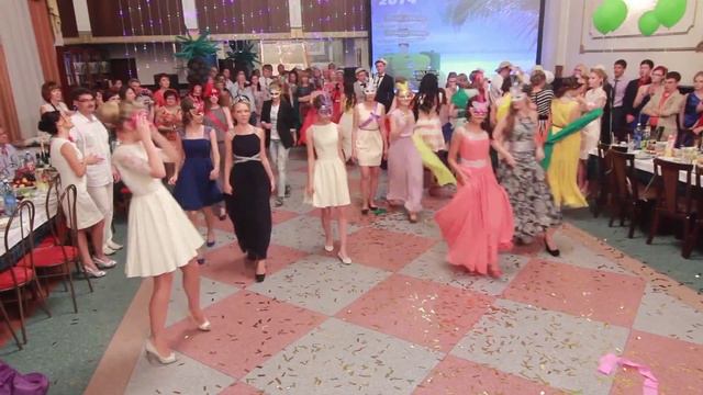 Лицей №84. Танец выпускников 2014. смотреть онлайн