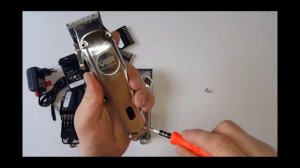 VGR-032 и CRONIER CR-11 машинки для стрижки, сравнение и разборка.