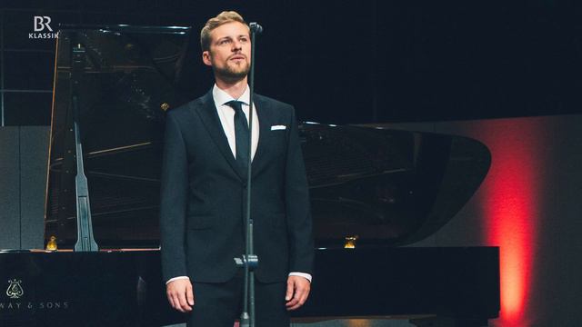 Nikolai Medtner: Nähe des Geliebten (Ludwig Mittelhammer, Bariton) - BR-KLASSIK смотреть онлайн