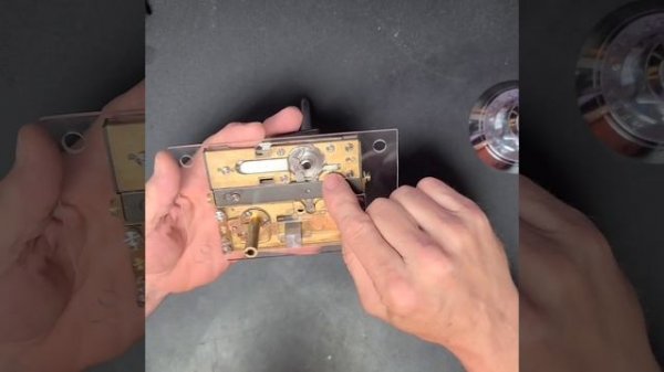 Soler Pulsador safe lock: How it works