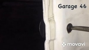 Ставлю  молдинги дверей на Логана)