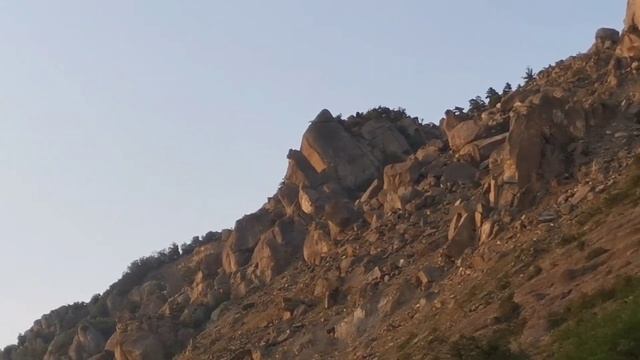 Храм маяк. Водопад Джур Джур. Долина привидений. музей советских машин. смотреть онлайн