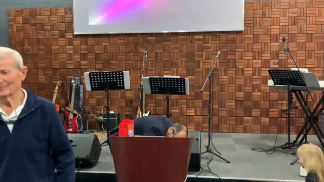 Hide and Seek - Ps Les Gomes смотреть онлайн