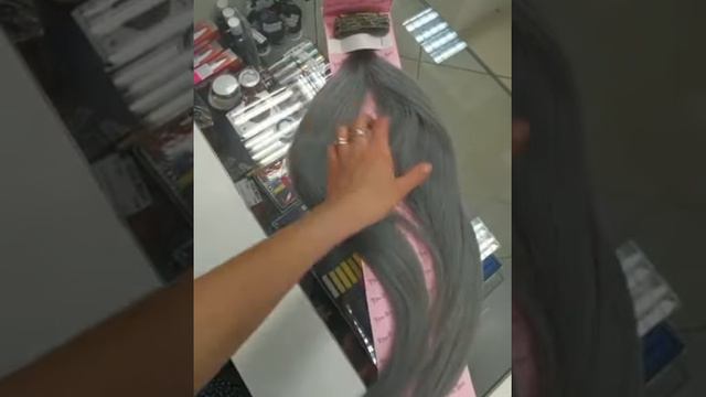 Натуральные волосы на заколках цвет серый