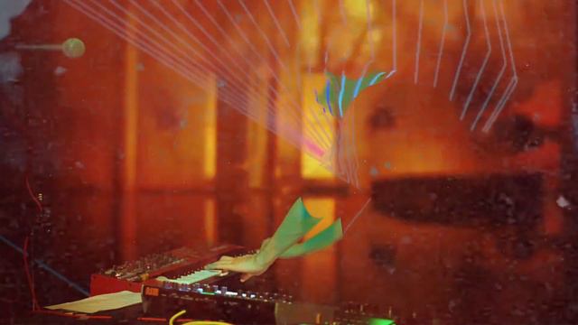 「Hathaway Noa」- REWLOOLA & Vesica Piscis - Live Movie at CUBE смотреть онлайн