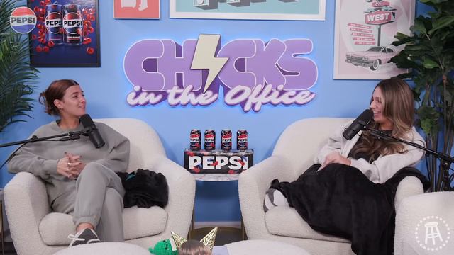 Kate Middleton Finally Spotted? + Bachelor Hometowns Recap смотреть онлайн