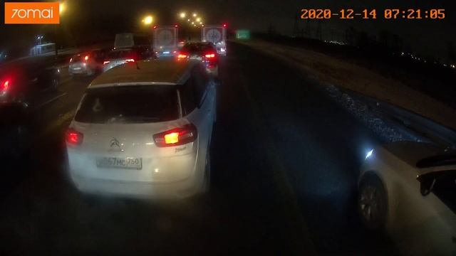 Очередной недоучитель надложил в штаны ))) смотреть онлайн