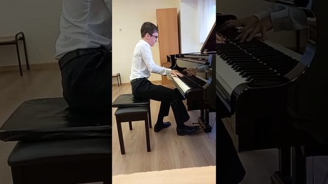 Прелюдия Рахманинова номер 12 (op. 32), концертный этюд Мак-Доуэлла номер 1 (ор. 36) смотреть онлайн