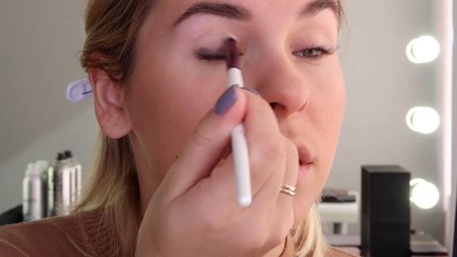ОСЕННИЙ МАКИЯЖ С МАТОВЫМИ ТЕНЯМИ ANASTASIA BEVERLY HILLS смотреть онлайн