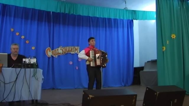 Новруз. Крым. Кара-гоз. Первомайка. 23.4.2013. Аккордеон смотреть онлайн