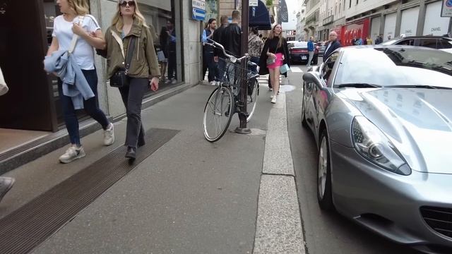 ?? Animal Prints, Total White and Total Black in Milan Street style. смотреть онлайн