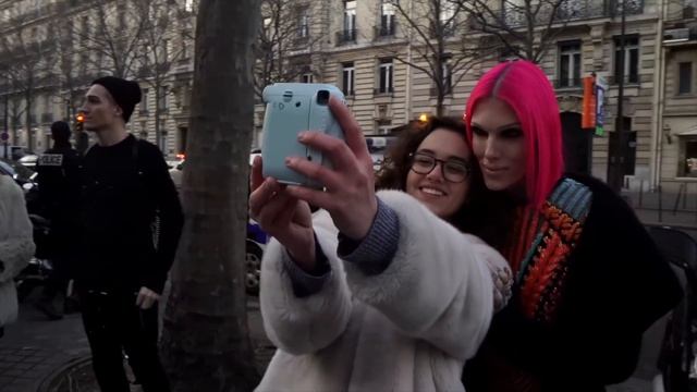 PARIS WITH NATHAN.... GETTING TATTOOS & IMATS MAKEUP SHOW! смотреть онлайн