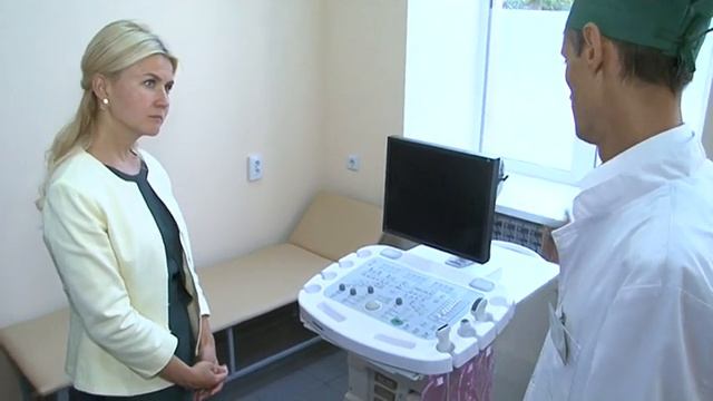 Юлия Светличная передала новое оборудование Люботинской городской больнице смотреть онлайн