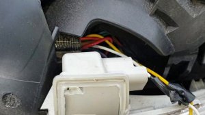 replacing the mirror flashing light. Peugeot 508 sw