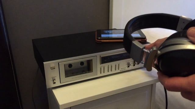 Bedroom entertainment centre смотреть онлайн