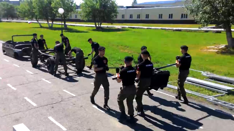 УАЗ разобрали за 90 секунд смотреть онлайн